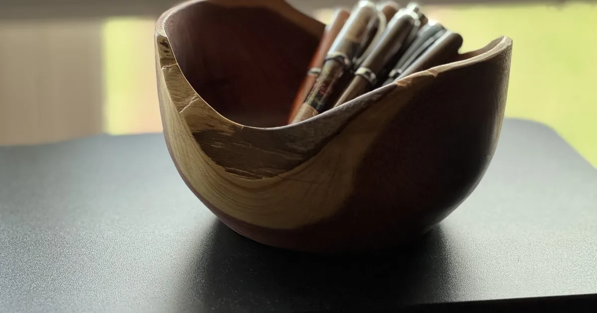Natural Edge Cedar Bowl with Osmo PolyX Finish