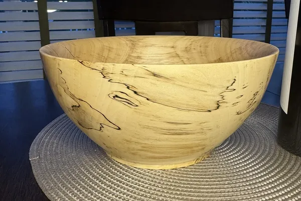 Spalted Maple Bowl — Bold Zone Lines, Mineral Staining, and a 10-Inch Wide Form