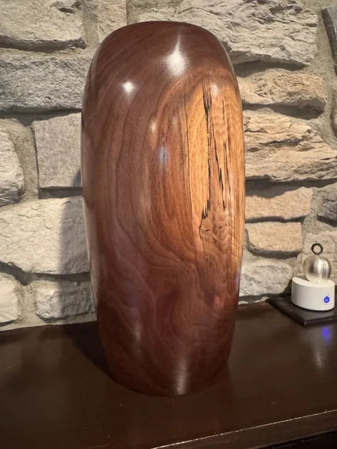 Walnut Vase — 11-Inch Sculptural Form