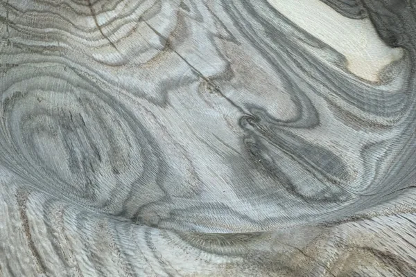 The Beauty of the "Imperfect": Turning a Wild-Grain White Ash Bowl
