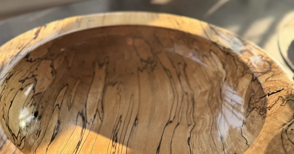 14-Inch Spalted Maple Wide-Rim Bowl — Bold Fungal Zone Lines & Natural Figure