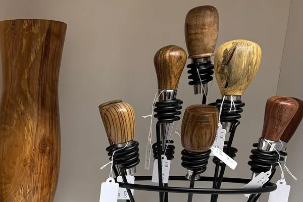 Hand-Turned Wood Bottle Stoppers — A Fast, Sellable Lathe Project