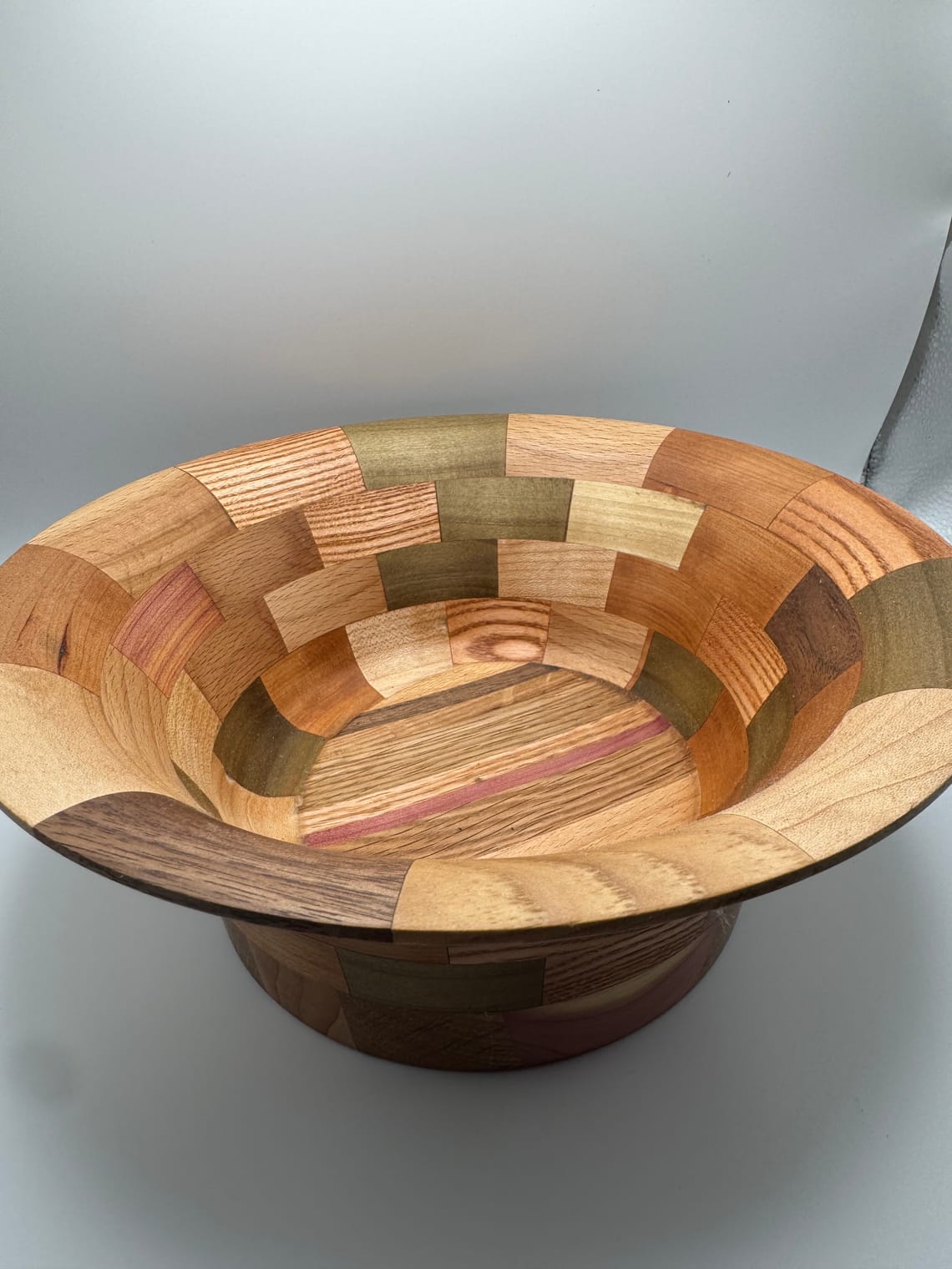 A Patchwork of Wood: Crafting This Segmented Bowl